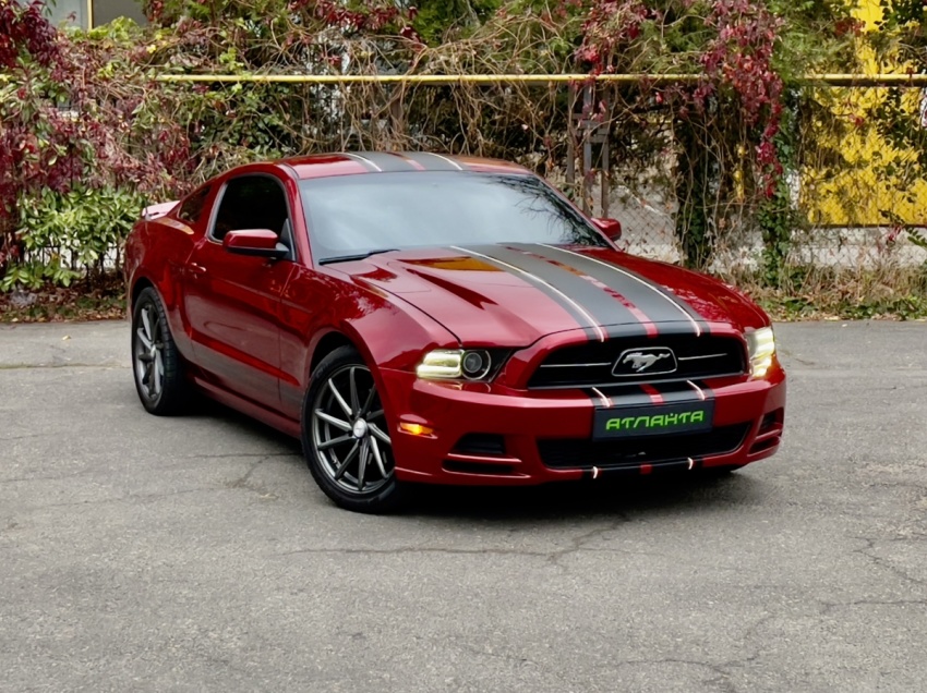 Ford Mustang 3.7 2014