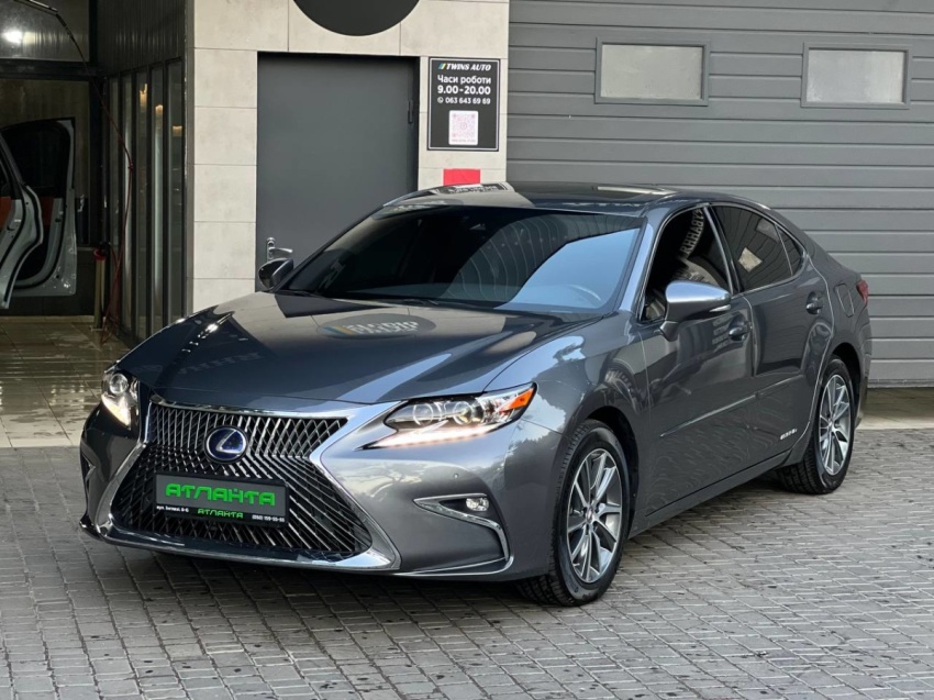 Lexus ES 2016