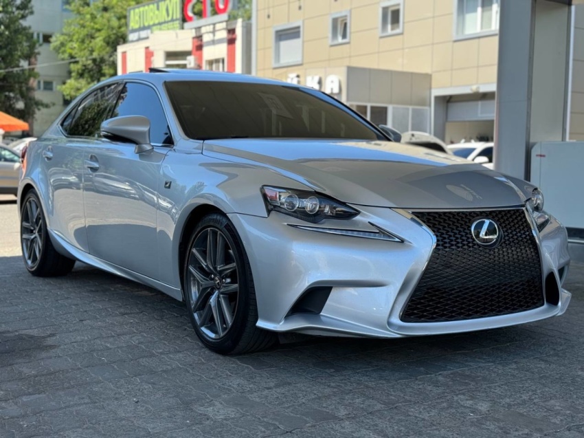 Lexus IS 2014