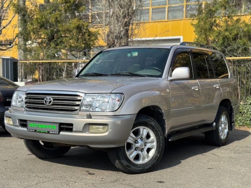 Toyota Land Cruiser 2004