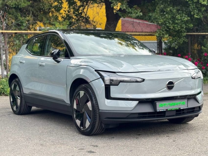 Volvo EX30 2024
