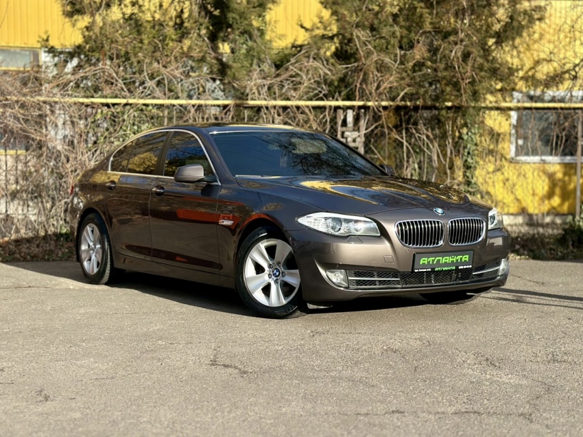 BMW 5 Series 2013 Official