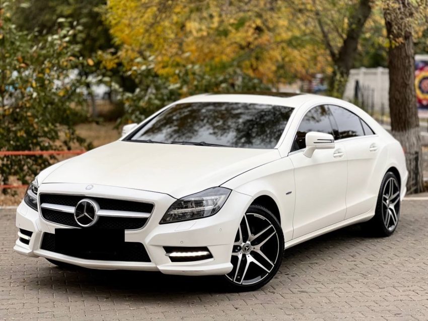 Mercedes-Benz CLS-Class 2012