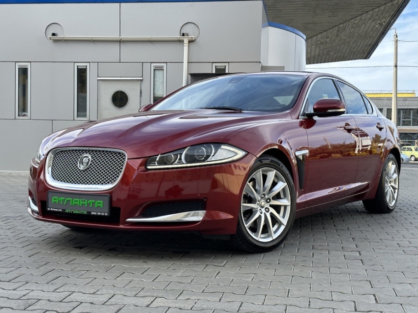 Jaguar XF 2013