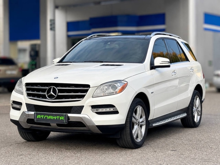 Mercedes-Benz M-Class 2012