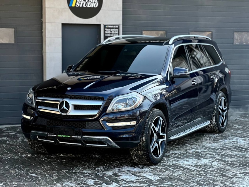 Mercedes-Benz GL-Class 2012