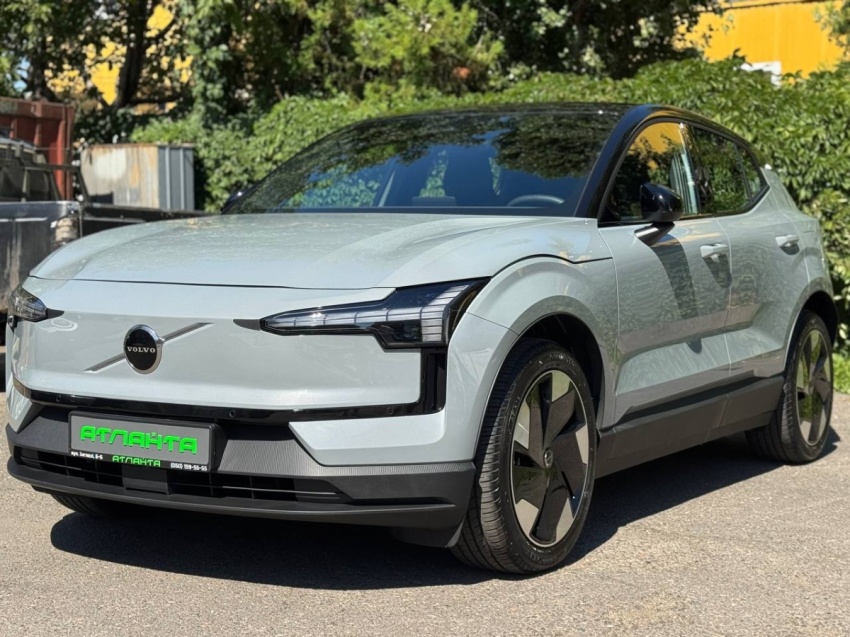 Volvo EX30 2024