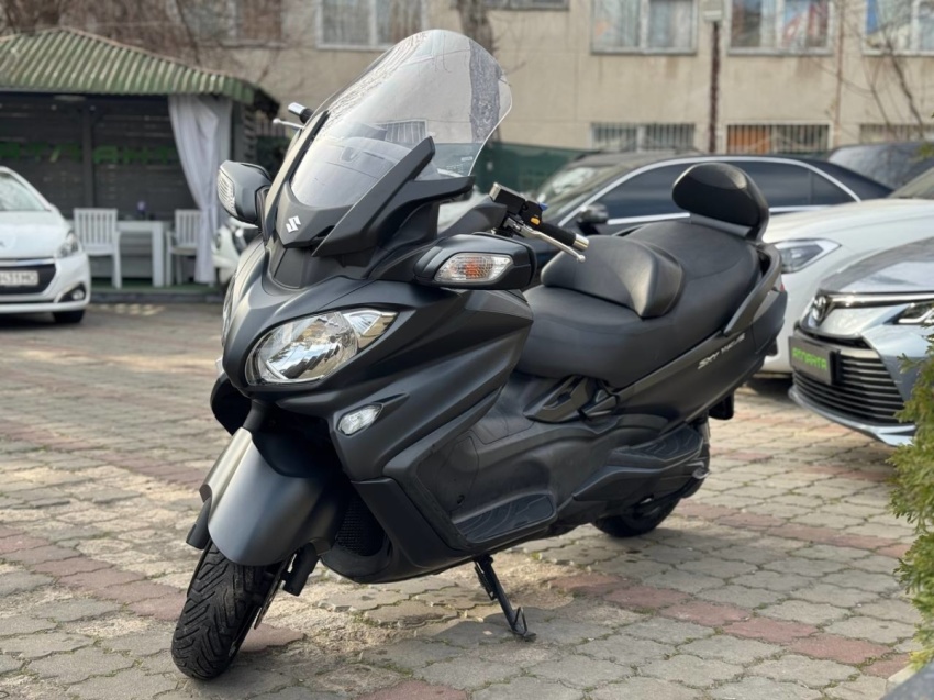 Suzuki SkyWave 650 2014