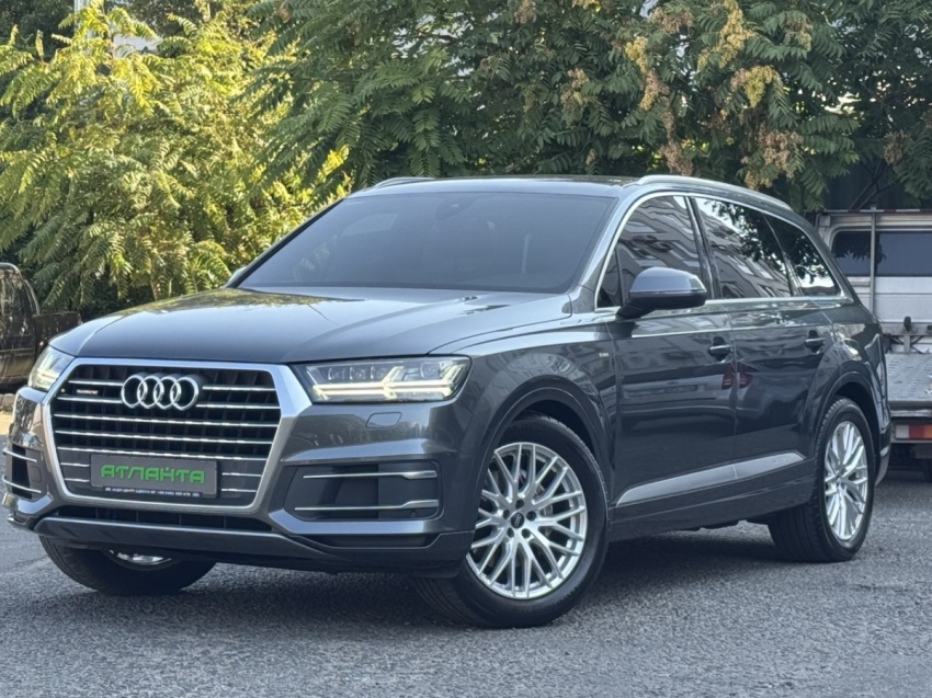 Audi Q7 S-Line 2015