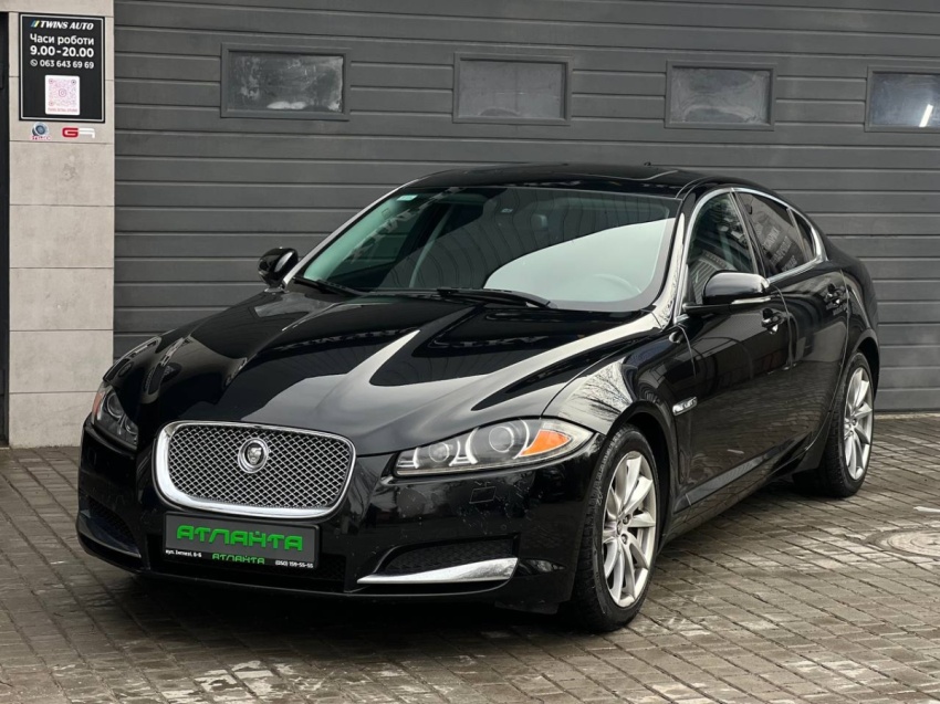 Jaguar XF 2013
