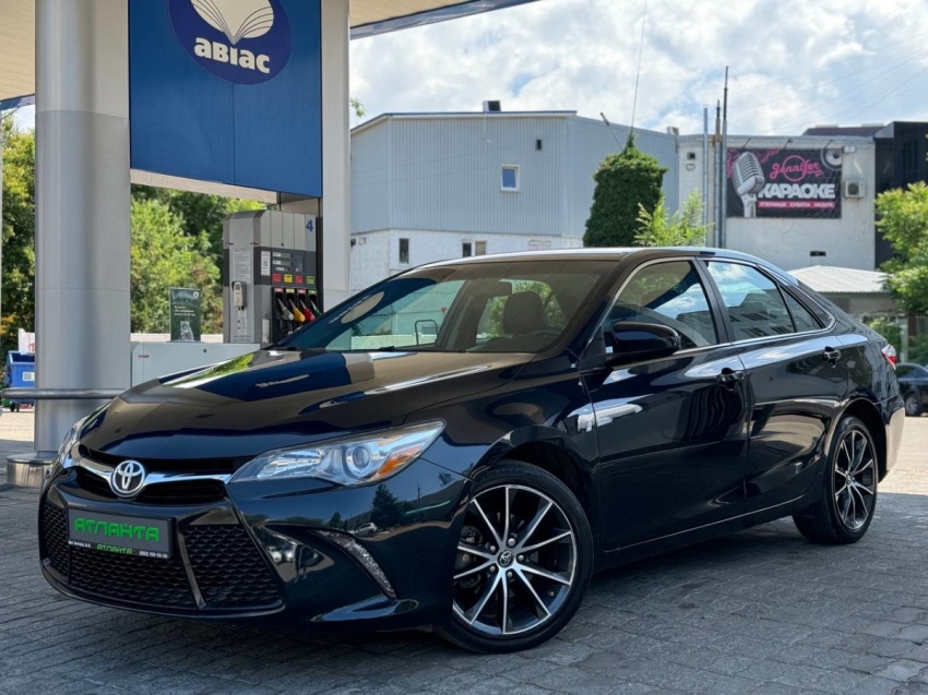 Toyota Camry 2016